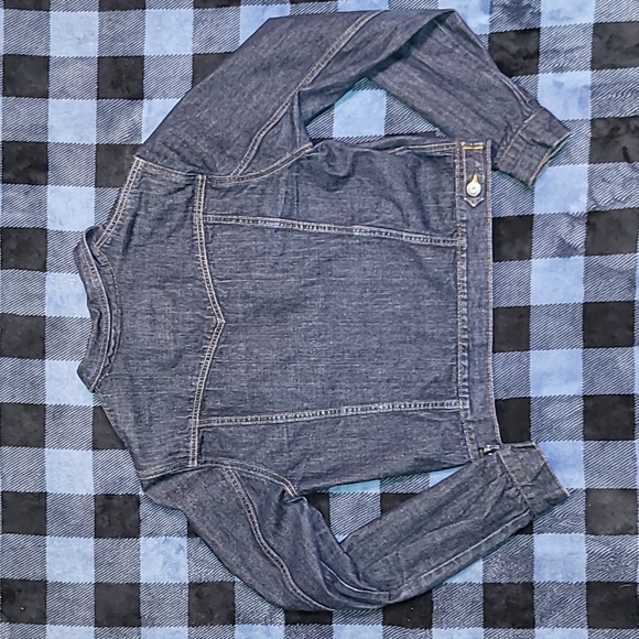 Y2k. Guess. Denim Jacket. Like-new. Women's size XL - Picture 10 of 13